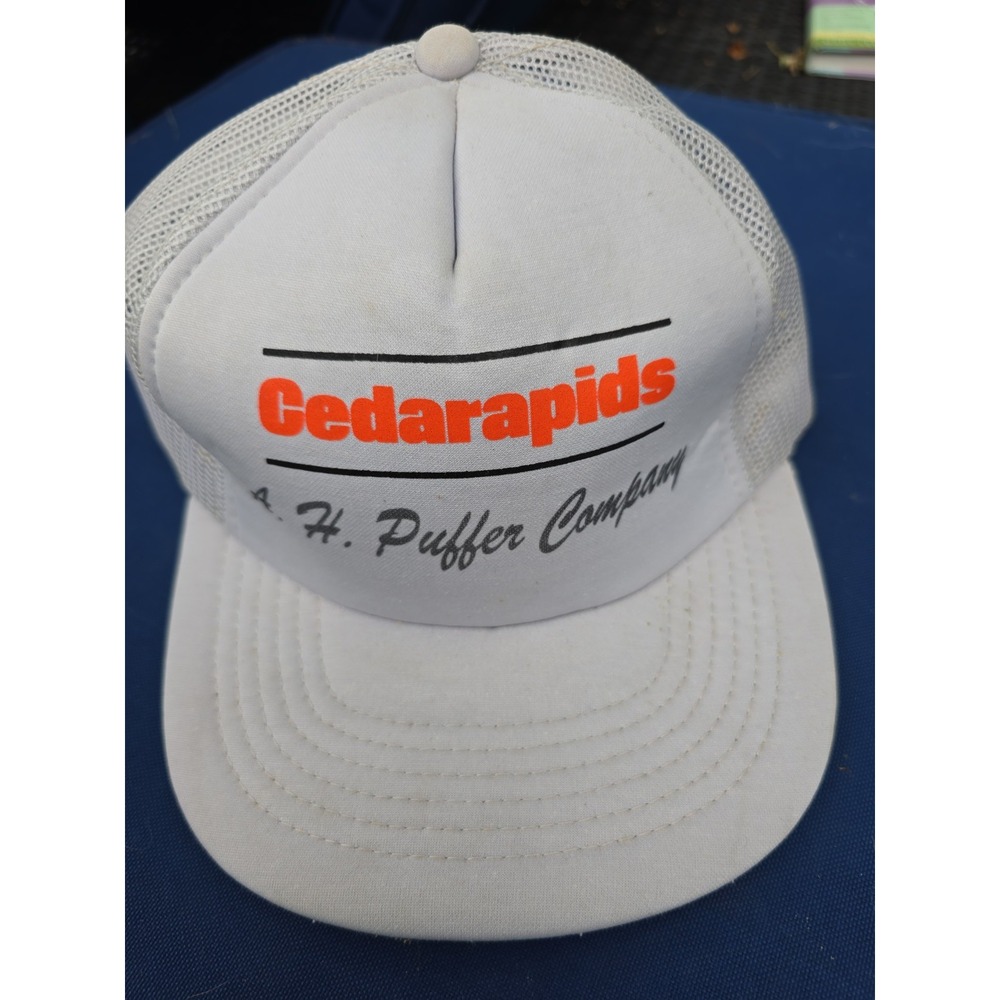 Cedarapids Hat Vintage White/gray Snapback Trucker Cap Puffer Company Mesh